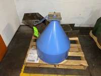 (1) Vacuum Hopper, with Aluminum Duct