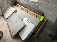 (1) Lot of Various Size Tables
