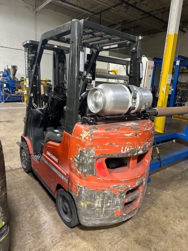 UniCarriers 4400 lb. Capacity Forklift