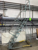 Rolling Warehouse Safety Ladder
