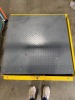 WorldWeigh Floor Scale w/Digital Indicator - 2
