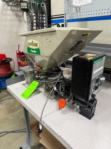 Conair Auger Feeder w/Timed Cycle Control