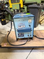 Pluskota Industrial Battery Charger
